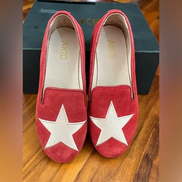 Akid BNIB Marlow Star loafer, NEW