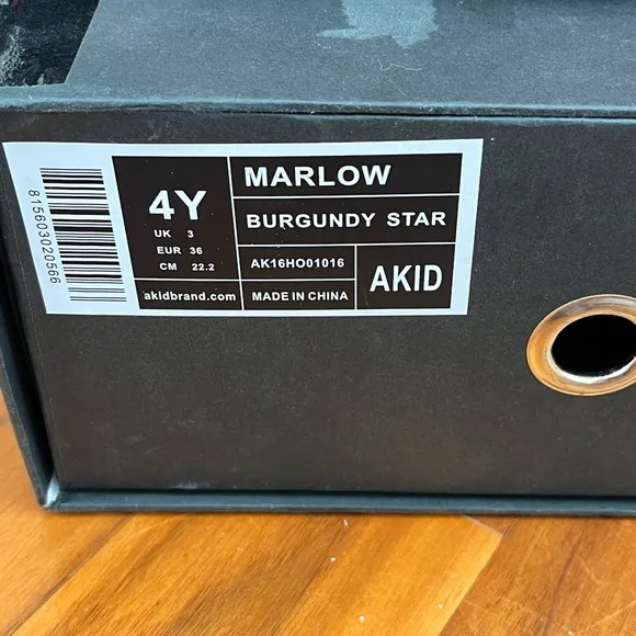 Akid BNIB Marlow Star loafer, NEW