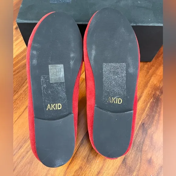 Akid BNIB Marlow Star loafer, NEW