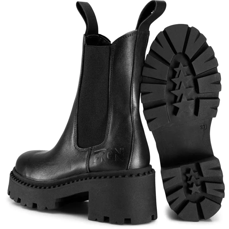 BRGN Heel Chelsea Boot in New Black
