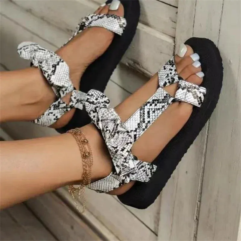 DELIA | Leoprint Flat Summer Sandals
