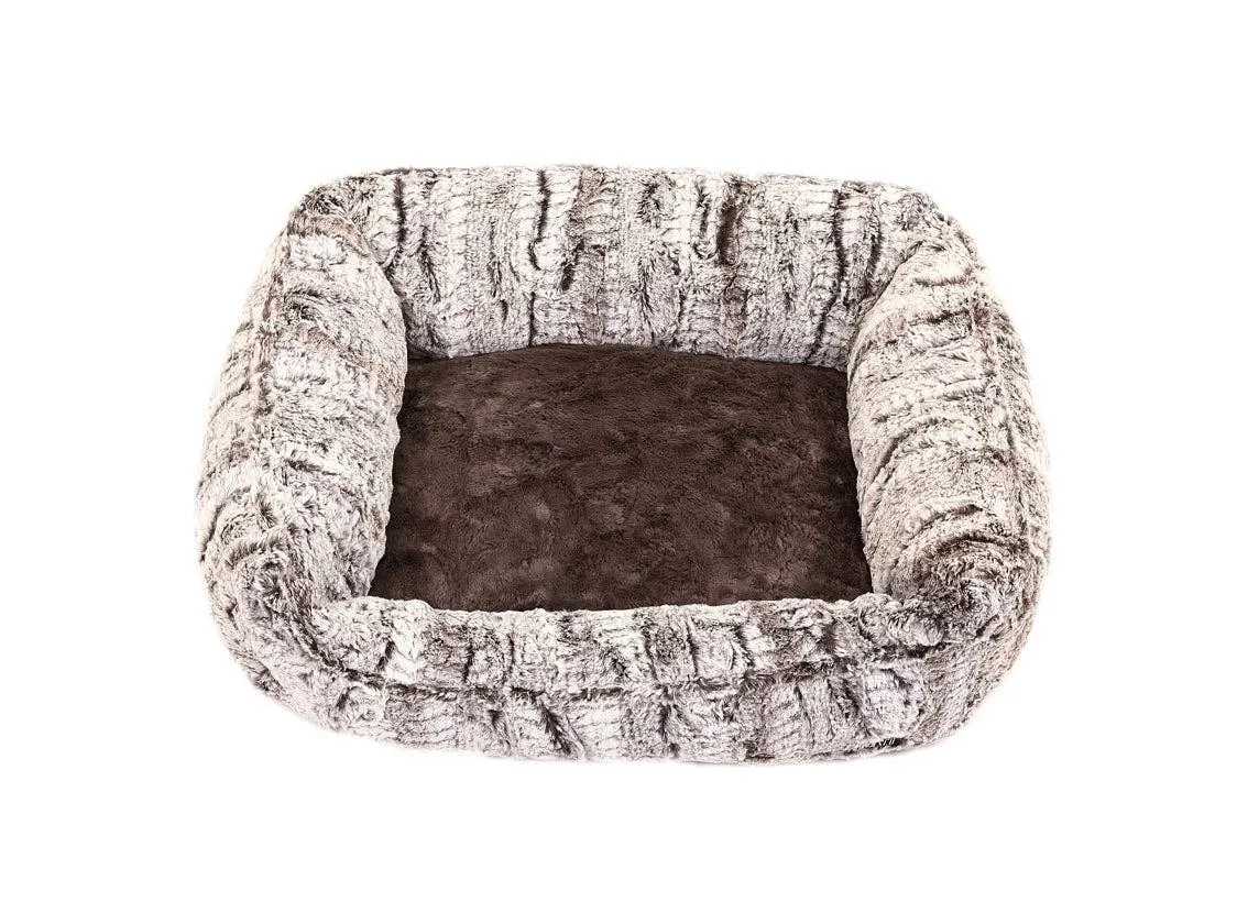 Gator with Grey Mink Lounge Bed: Medium