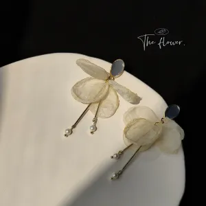 just-lil-things-white-pin-earrings-jlt11073