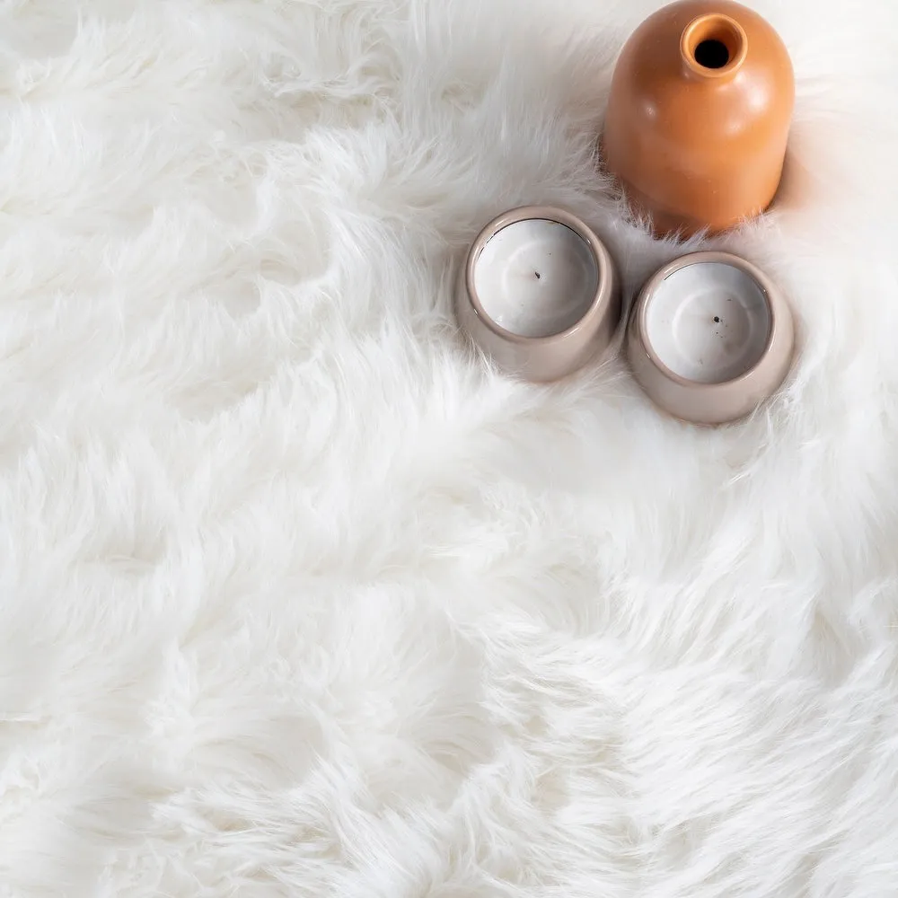Kayzlynn Shag Faux Sheepskin White Rug Everly Quinn Rug Size: Rectangle 5' x 8'