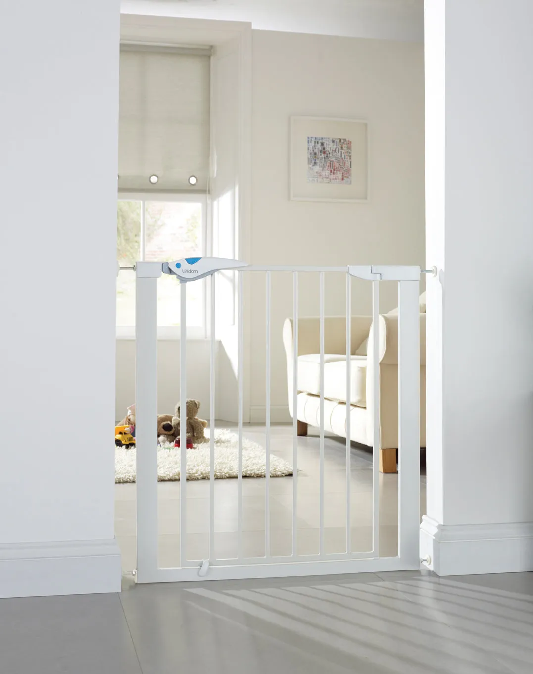 Lindam Easy Fit Plus Deluxe Gate | Baby Gate | White Stair Gate (76-82cm)