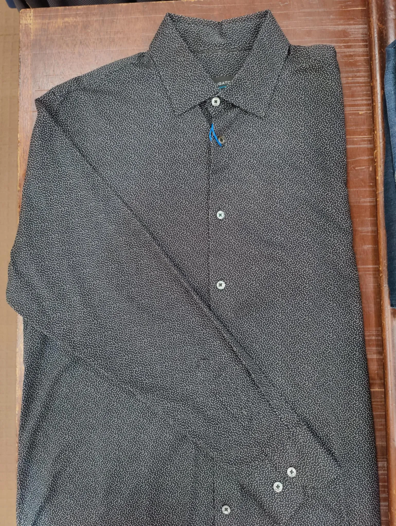 Men's Bugatchi | James Spread Collar OoohCotton Shirt | Black