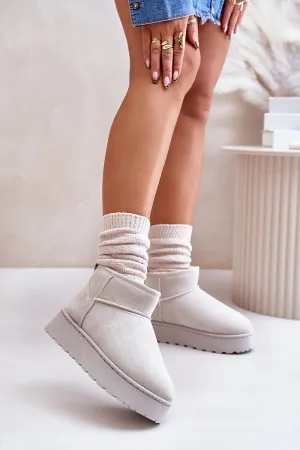 Snow boots