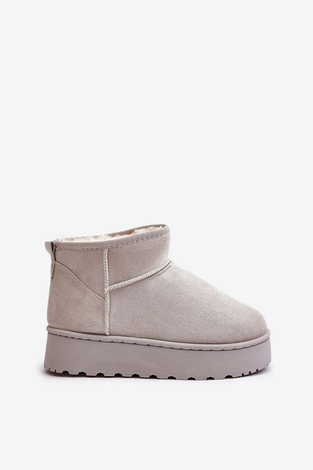 Snow boots